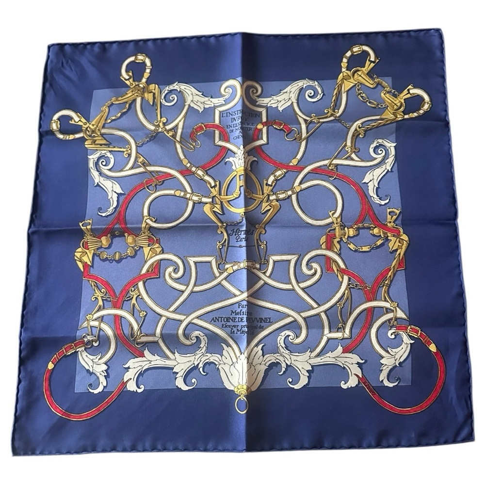Hermès Classic Blue 100% Silk Bandana Scarf 17x17 “L’Instrvction Dv Roy” CLEAN - Picture 2 of 9